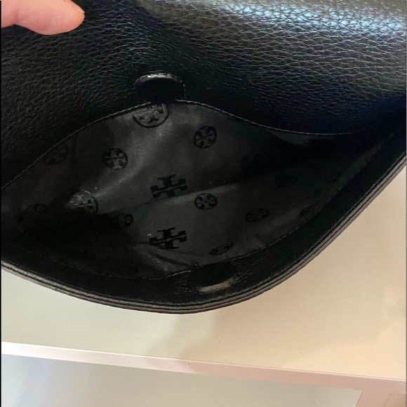 🍀🌸NEW🌸Tory Burch Crossbody bag/shoulder bag/XL clutch/black/leather - Picture 12 of 12